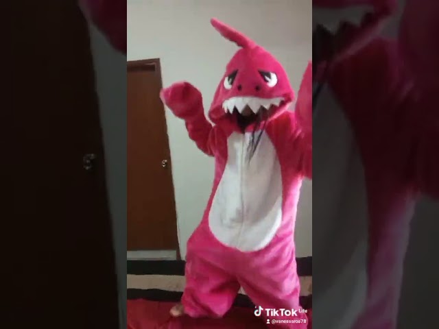 Vídeo relacionado con Laahoem Animal Tiburón Pijama Capucha para Adultos Neutral Ropa de Hombre Mujer Ropa de rol Pijama Rose Red S