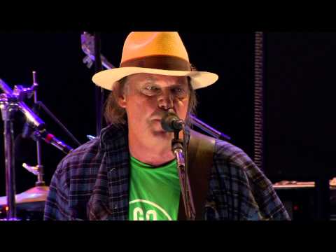 Neil Young, Crazy Horse and Willie Nelson - Homegrown (Live at Farm Aid 2012)