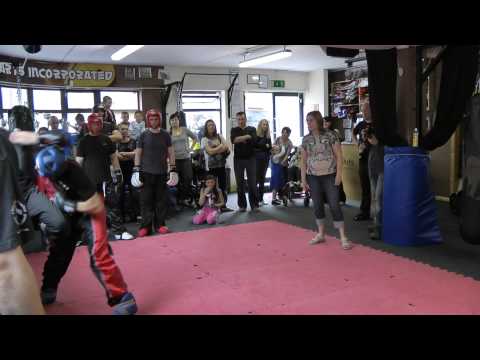 James Mooney v's Dariusz Palszkiewicz