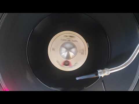 Danny Red   Rasta We Rasta (Ababajahnoi) + Version (Forward Fever  - Africa to Hollywood Dub) HQ