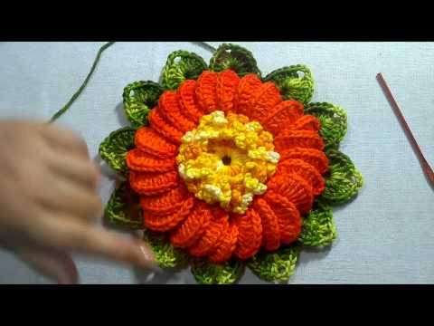 Flor de laranjeira em crochê com Maria José