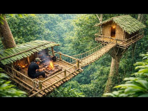 Building an Elevated Survival Shelter with Rope Ladder to Stay Safe from Ground Predators