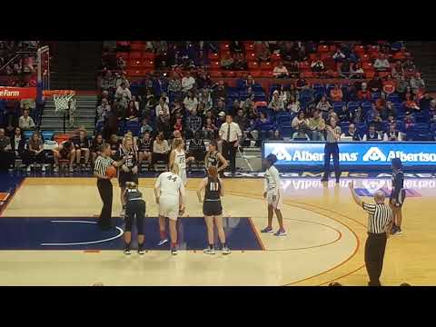 Jayde Christopher shooting free throws Boise State Women's Basketball