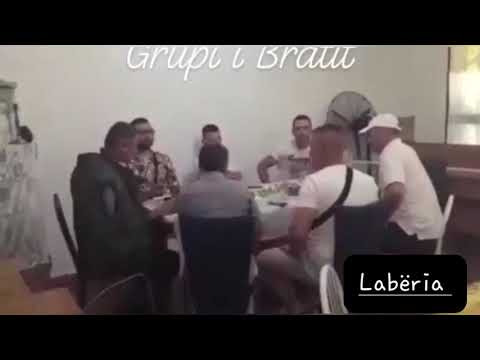 Kenge Labe  - Djemtë e Bratit,  u rrita I mjeri pa Nene e pa Babë