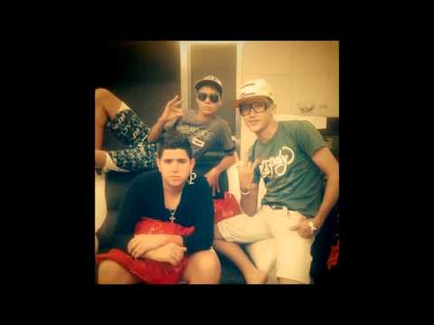 Os Pernoitados- Quadradinho e Créu- FUNK 2013