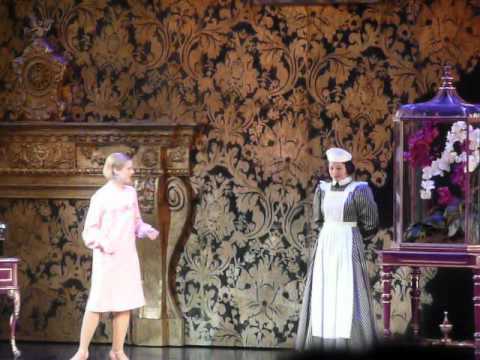 Rebecca Mrs de Winter bin ich Lucy Scherer und Pia Douwes 29.94.2012 Lucys Deniere