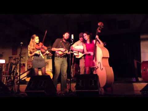 The Bearcat Stringband - I'm Going To The West