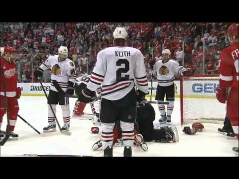 Scrum end 2nd Bryan Bickell, Justin Abdelkader May 23 2013 Chicago Blackhawks vs Detroit Red Wings