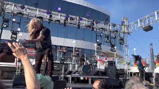 Sebastian Bach - Slave to the Grind (KISS KRUISE XI Week 2 - All Star Jam)