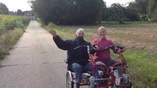 preview picture of video 'Ter Veldbloemen fietst'