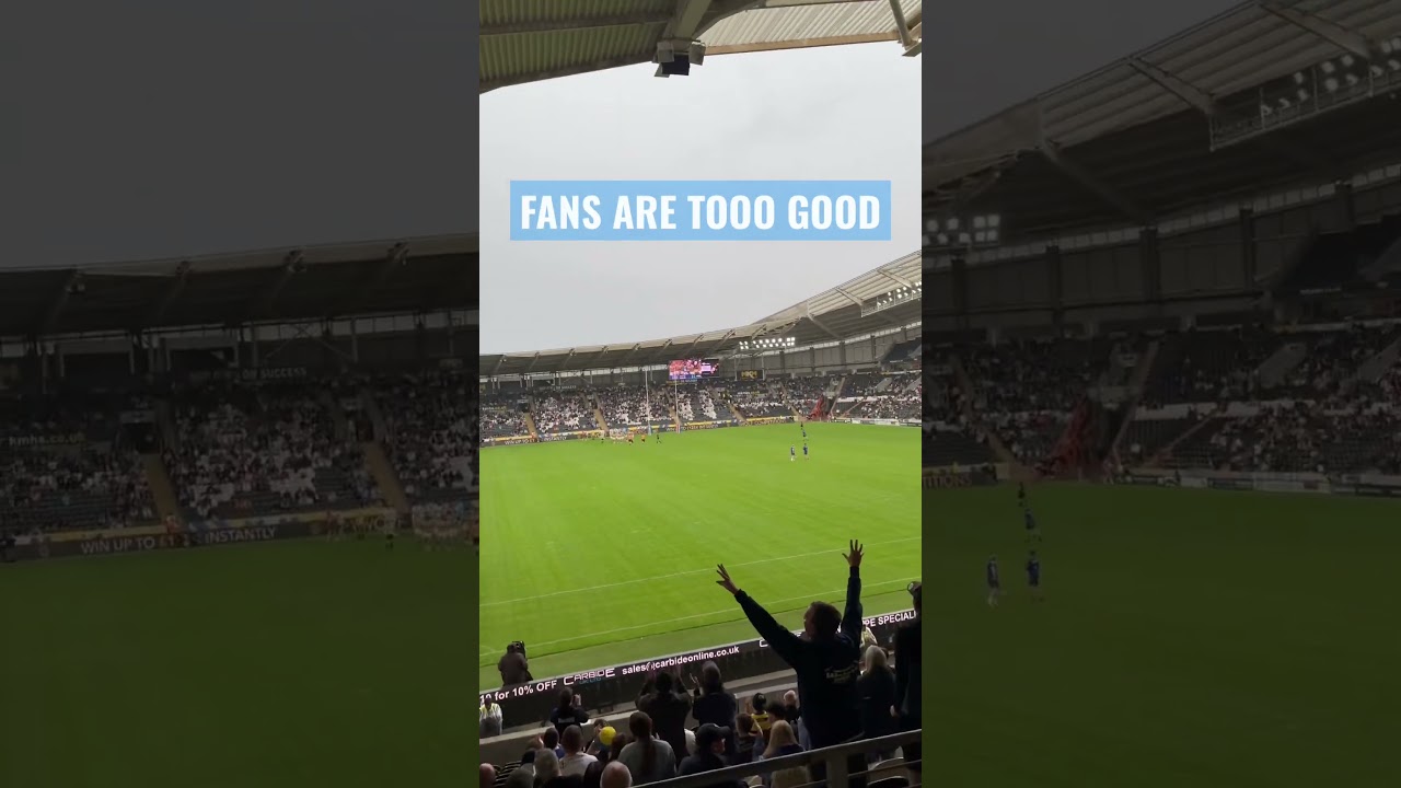 Warrington Wolves Fans Away in Hull