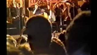 Luis Enrique - El Amor Es Algo Mas ( En Vivo)