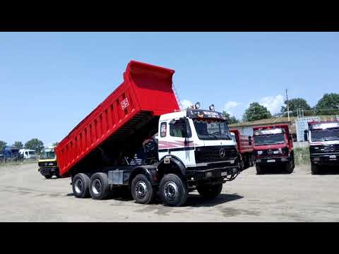 Mercedes 3538 White in operation with tipping moves