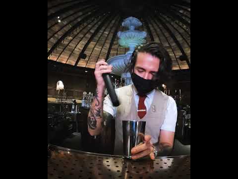 Hidden Bar In An Outdoor Mall In San Diego, California