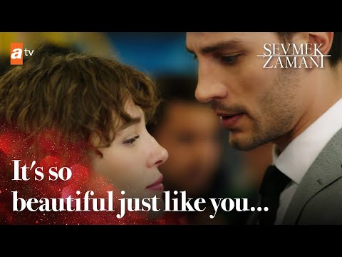 Kağan's meaningful gift to Firuze - Sevmek Zamani English | Short Scenes