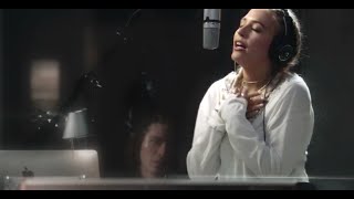 Lennon Stella (Maddie) Sings &quot;Little Fire&quot; - Nashville