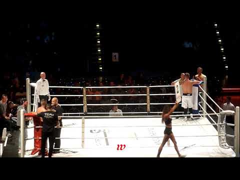 Essen * Grugahalle * Profi Boxen * Tiran Metz  Boxing Industry vs. Mario Lenz Germanen Boxstall Kiel