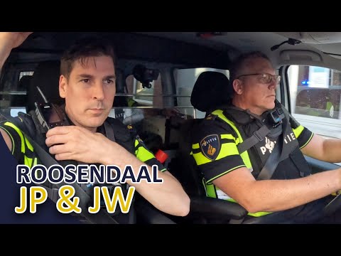 Politie | Assistentie collega | Wapens aangetroffen | Roosendaal