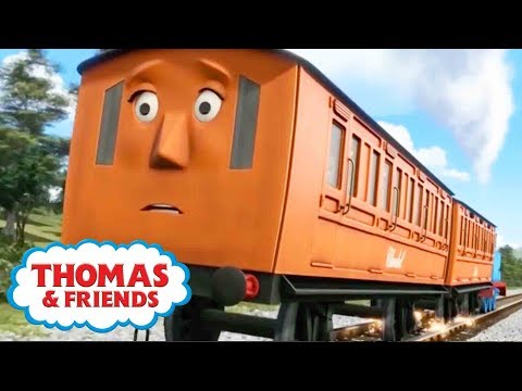 Birdwatching Emergency! 😱⭐Thomas & Friends UK ⭐10 Minute Compilation ⭐Videos for Children