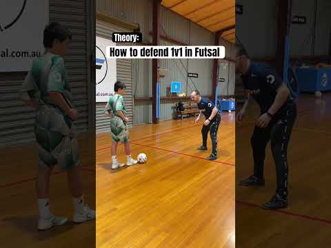 Theory: How to defend 1v1 in Futsal