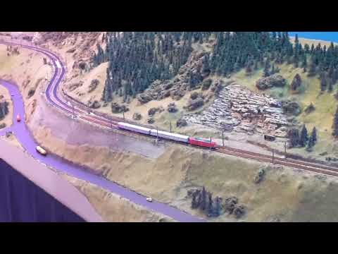 Steigenjubiläum 175 Jahre Geislinger Steige: Modelleisenbahn Märklin Spur Z der MBF Westerstetten