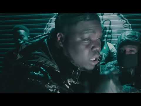 MOONIE 900 x 32 Bars Of ACE . Shot By @TaeDiditt