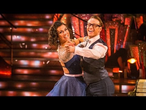 Susanna Reid & Kevin Foxtrot to 'Can't Take My Eyes Off You' - Strictly Come Dancing: 2013 - BBC One