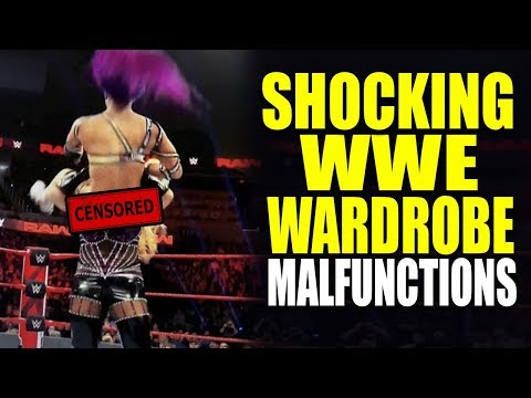 13 Shocking Wwe Wrestling Attire Malfunctions Wrestlelamia