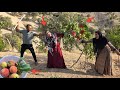 The Husband Prevents The Second Wife From Picking Peaches And Supports The First Wife Who Is Ill