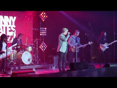 Johnny Hates Jazz "I Don't Want To Be a Hero" live - Mar 10 2022 on the 80's Cruise