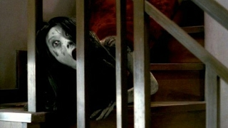 The Grudge  &#39;The Crawling  &#39;Scene (2004)