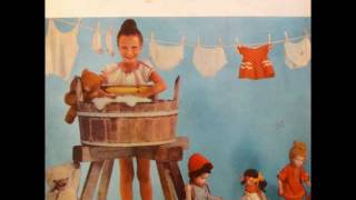 Kommt ein Vogel geflogen