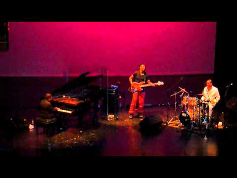 Mario Canonge Trio - Ajazzgo 2010