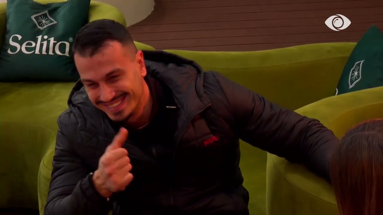Je në një lidhje sterr të zi, magji.../ Rogerti bisedon me Selinën: Të kërkoj falje që të...