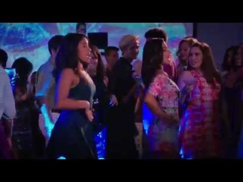 Jane The Virgin 2x04 Jane and Lina - Hot In Here