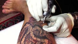 preview picture of video 'Процесс татуировки, исправление (наложение).'