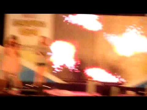 110512 IU (아이유) Kyungwon University School Festival - You Know (fancam)