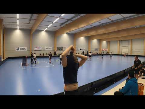 13.1.2020 FC Tuusula B-tytöt - FC Tuusula C2-pojat - erä 3/3 Tuusulan salibandyhalli