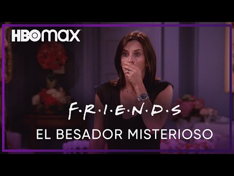 Monica descubre quién fue su primer beso | Friends | HBO Max