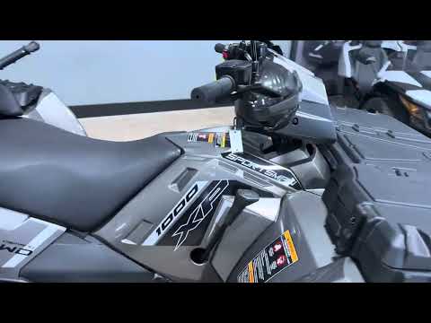 POLARIS Sportsman XP 1000 Touring 4x4-video-17