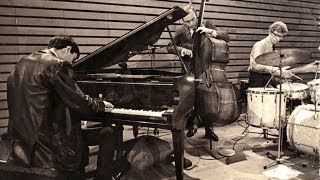 Dario Tanghetti, Alberto Bonacasa, Piero Orsini  Jazz Trio @ Gold River cafè (part 3)