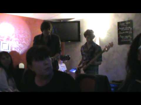 The Carps - Wet Trousers (Concert au New Bon Coin)