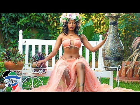 Top 10 Best African Female Fashion Designers Killing It