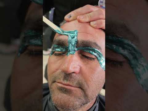 watch and learn #barber #wax #barbershop #hairstylist #masterbarber #hair #haircutting #hairsalon