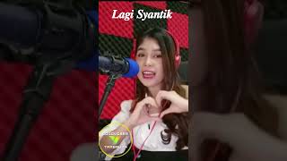 Download lagu 𝑳𝒂𝒈𝒊 𝑺𝒚𝒂𝒏𝒕𝒊𝒌 mp3