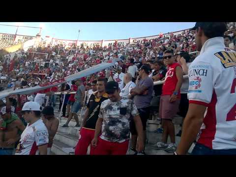 "La Banda de la Quema ya llegó! entrada hinchada Huracán clásico" Barra: La Banda de la Quema &bull; Club: Huracán