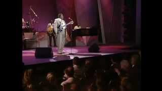 B.B. KING Performs Trade Martin&#39;s Grammy Winning &quot;Peace To The World.&quot;