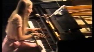 Joni Mitchell - Woodstock (Live, In Concert &#39;70)