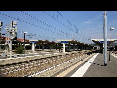 LA SFANALATA DEL FRECCIAROSSA 1000 - 33 IN TRANSITO A TORINO STURA (TO) 10 - 9 - 2016