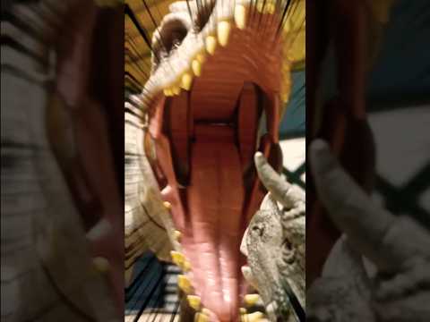 BE QUIET!!! #indominusrex #jurassicworld #triceratop  #funnyvideo #actionfigures #comedy #dinosaur